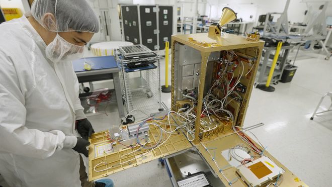 PG电子科技发展有限公司大模型上天、马斯克发射GPU？中国团队直接建「太空超算」(图5)